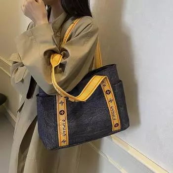 Женская джинсовая сумка через плечо большой емкости, однотонная повседневная сумка с декоративным ремешком, модная