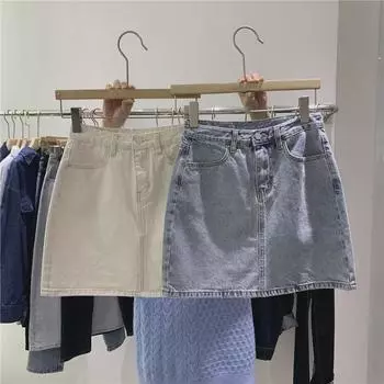 Женская джинсовая юбка А-силуэта с высокой талией — облегающий тренд лета 2021 года