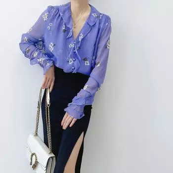 Женская французская сиреневая шелковая рубашка с V-образным вырезом и оборками M (around 55kg, 75AB)