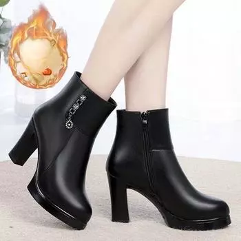 Женская хлопковая обувь осенне-зимнего сезона, мягкие кожаные полусапожки на среднем каблуке с флисовой подкладкой, женские хлопковые ботинки черного цвета с круглым носком 35