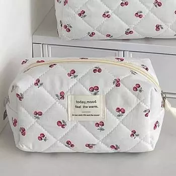 Женская хлопковая стеганая косметичка Berry Travel Cosmetic Bag на молнии для шоппинга