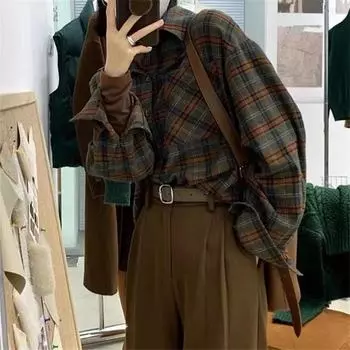 Женская клетчатая рубашка в стиле ретро с начесом – универсальный свободный топ на весну и осень S кофейный