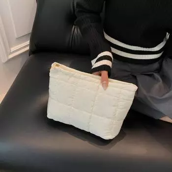 Женская косметичка, мягкая стеганая косметичка, большая вместительная косметичка, однотонная дорожная косметичка зелёный