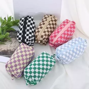 Женская косметичка в клетку с принтом на молнии Мягкая плюшевая большая емкость Портативная легкая губная помада Карандаш для бровей Кисть для макияжа Дорожная косметичка