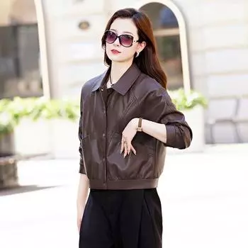 Женская кожаная куртка с короткими лацканами. Новый осенний стиль со стильным дизайном, уменьшающий возраст матерей с курткой маленького роста. S