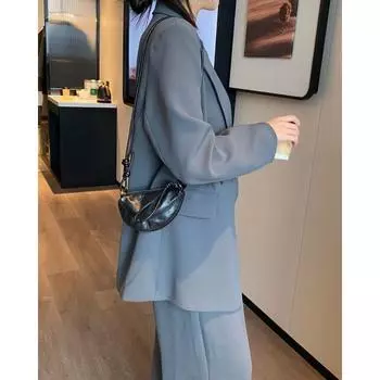 Женская кожаная универсальная сумка на одно плечо чёрный