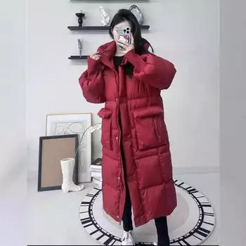 Женская куртка-пуховик с квадратным карманом и большим стеганым воротником 2024 года, новая мода в иностранном стиле, средняя и длинная куртка-пуховик с капюшоном из белого утиного пуха S (90-62.5 kg) красный