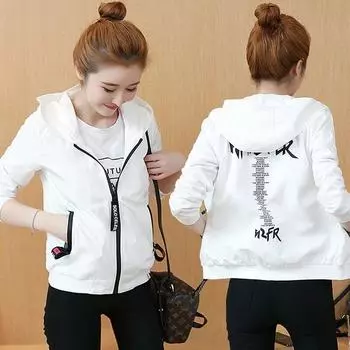 Женская легкая дышащая уличная ветрозащитная куртка с капюшоном и буквенным принтом на молнии M