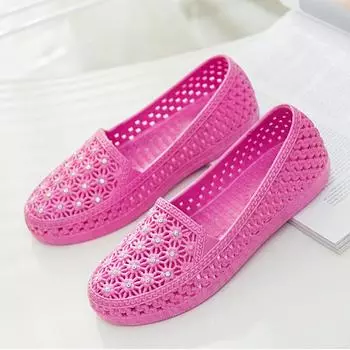 Женская летняя обувь на плоской подошве с вырезами и кристаллами и закрытым носком, Новое поступление, женские дышащие прозрачные туфли с вырезами, сандалии 180608 36 розы красного