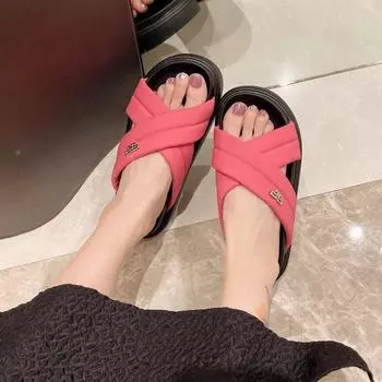 Женская летняя обувь, женские тапочки, роскошные шлепанцы на платформе, новые мягкие дизайнерские летние туфли на плоской подошве из искусственной резины, повседневные модные тапочки с перекрестной завязкой 35 розы красного