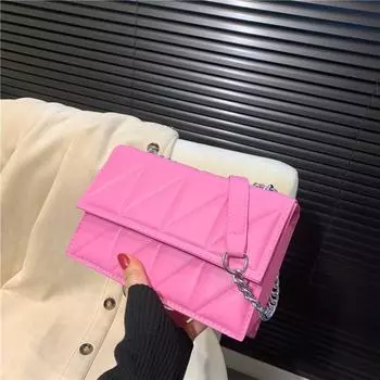 Женская маленькая квадратная сумка с ромбовидной цепочкой 2024 года, новая маленькая квадратная сумка из искусственной кожи, корейская версия, простая и модная сумка на одно плечо с косым креплением белый