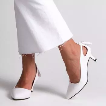 Женская мода Белые туфли на каблуке