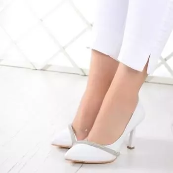 Женская мода Белый ряд камней Прозрачные туфли на шпильках Вечерние модельные туфли