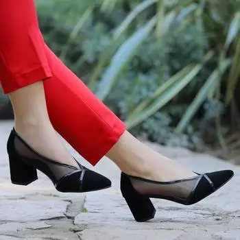 Женская мода Черные замшевые ажурные классические туфли 5 см Классические туфли на каблуке