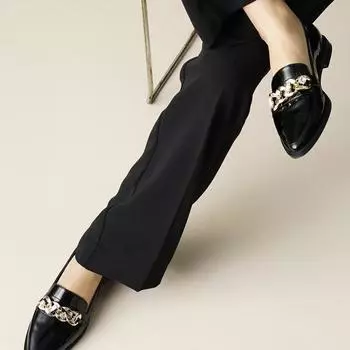 Женская мода Черный цвет Женские мокасины Повседневная обувь на плоской подошве