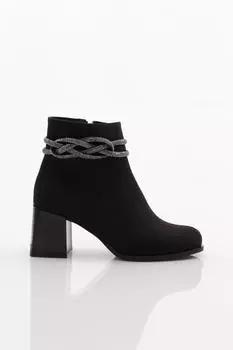 Женская мода на высоких каблуках