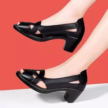 Женская мода Peep Toe Высококачественные летние черные кожаные туфли Женские повседневные удобные летние сандалии с открытым носком 35 чёрный