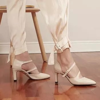 Женская мода Ten Туфли на каблуке с двумя ремешками