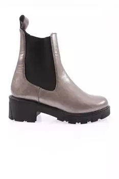 Женская мода: женские эластичные ботинки на каблуке с деталями