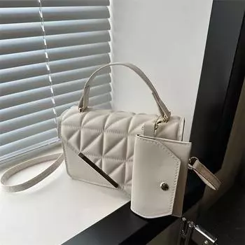 Женская модная маленькая сумка с вышивкой ромбами 2024 года, летняя новая популярная сумка-мессенджер для детей и мам чёрный