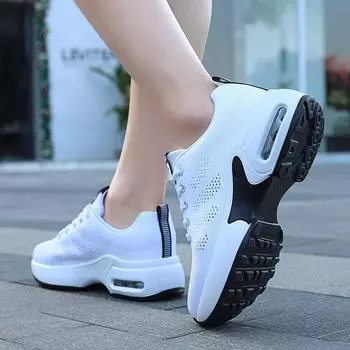 Женская новая корейская модная обувь на воздушной подушке для мам из сетки 35 белый