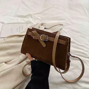 Женская новая сумка через плечо с матовой отделкой, модная персонализированная сумка в западном стиле на одно плечо, модная элегантная сумка для отдыха (20cm<Max Length<30cm)