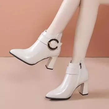 Женская обувь 2024 года, фирменные женские ботинки с боковой молнией, модные, с пряжкой на ремне, для офиса и карьеры, сексуальные, с острым носком, ботильоны больших размеров 35 покинуть белый