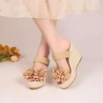 Женская обувь 2024 года, летняя хит продаж, высококачественные однотонные женские тапочки с открытым носком, повседневные пляжные туфли большого размера с цветочным принтом 35 бежевый