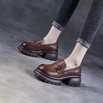 Женская обувь 2024 года, новая женская обувь, осенняя мода, универсальная, мягкая подошва, толстая подошва, увеличивающая рост, маленькие кожаные туфли с неглубоким горлом, одинарные туфли 35 чёрный