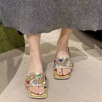 Женская обувь 2024 года, высокое качество, большие размеры, женские тапочки, модные повседневные тапочки с кристаллами, горячая распродажа, тапочки на плоской подошве с квадратным носком 35 серебряный