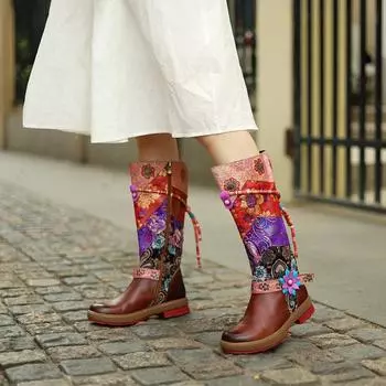 Женская обувь из натуральной кожи, модные сапоги до середины икры на толстом каблуке с разноцветным принтом и шнуровкой 37 красный