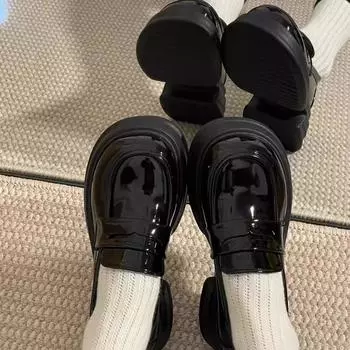 Женская обувь. Модные весенне-осенние женские туфли-лодочки, однотонные женские туфли Мэри Джейн с круглым носком и пряжкой на низком каблуке. 35