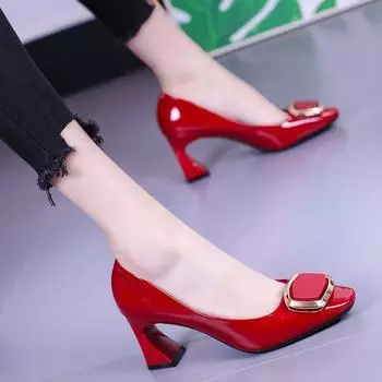 Женская обувь на каблуках Свадебная обувь Женская обувь на высоких каблуках с острым носком Элегантная офисная обувь Женские туфли-лодочки Женские классические туфли-лодочки из лакированной кожи Туфли-лодочки 34 бежевый