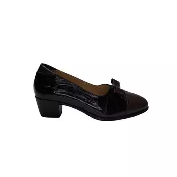 Женская обувь на низком каблуке для повседневного использования