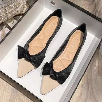 Женская обувь на плоской подошве. Удобные модельные туфли на плоской подошве из искусственной кожи с острым носком и бантом. Женские рабочие туфли без шнуровки на плоской подошве. Балетки на плоской подошве. Мягкие прогулочные туфли. 34 чёрный