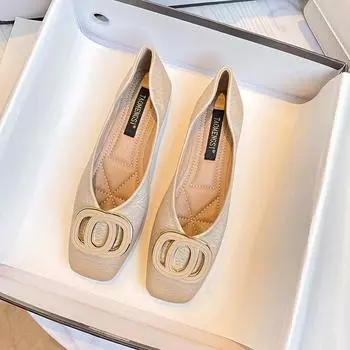 Женская обувь на плоской подошве весна-лето, новые повседневные туфли из кожи с круглым носком и орнаментом, модные лоферы 33-43 34 чёрный