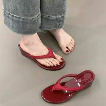 Женская обувь на распродаже Шлепанцы Женские тапочки Уличные повседневные тапочки Женские тапочки с круглым носком на танкетке Сандалии с открытым носком 35