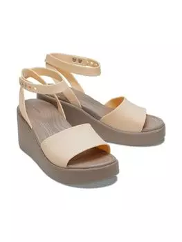 Женская обувь на танкетке CROCS BROOKLYN с ремешком на лодыжке SHI 24SWSD209406 SHITAKE Z2DS/230