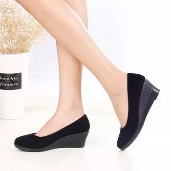 Женские офисные туфли на танкетке 40 чёрный