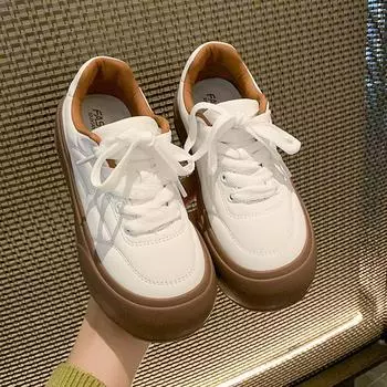 Женская обувь. Новые весенне-осенние белые туфли на платформе. Женские туфли для хлеба. Белые туфли. Женские туфли на платформе. 35 белый