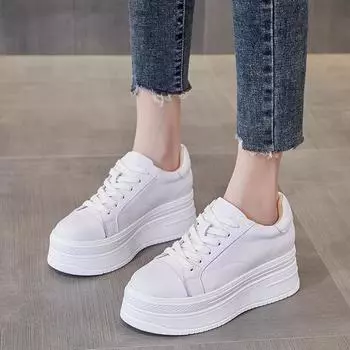 Женская обувь, новый стиль, маленькие белые туфли на толстой подошве, увеличенная высота 7 см, женские студенческие туфли из натуральной кожи на платформе, женские повседневные одинарные туфли 34 белый