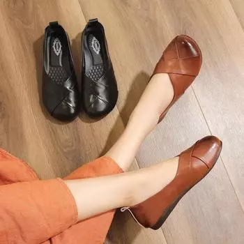 Женская обувь среднего и пожилого возраста из натуральной кожи на весну и осень. Винтажные туфли-лодочки без застежек на мягкой подошве для мам. 35