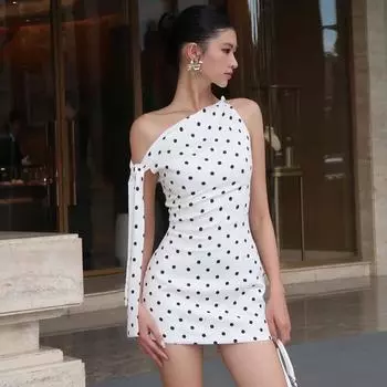 Женская одежда 2025 года, весна-лето, новое модное и сексуальное платье в горошек с косыми плечами, со шнуровкой, облегающее, с запахом на бедрах S белый