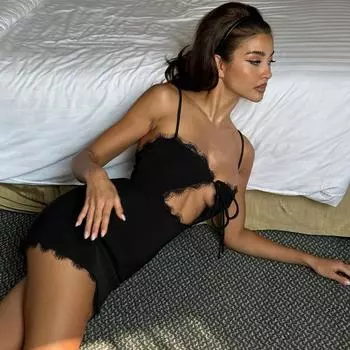 Женская одежда 2025 лето новая мода сексуальное полое кружевное платье на подтяжках S чёрный