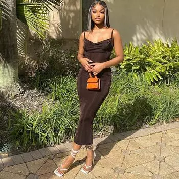 Женская одежда 2025 лето новая мода сексуальное платье с открытой спиной облегающее темперамент подтяжки S зелёный