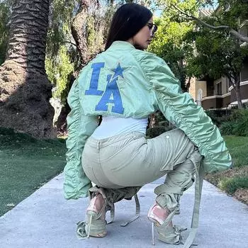 Женская одежда 2025 осень мода локомотив уличный снимок письмо принт кардиган куртка женская S зелёный