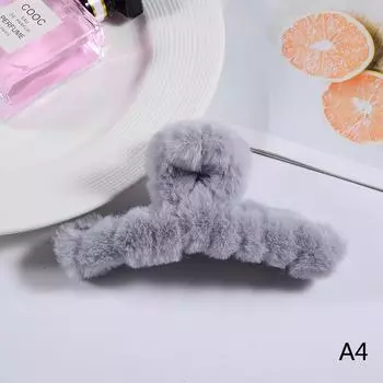 Женская плюшевая заколка-краб для волос, милая корейская осенне-зимняя однотонная элегантная акриловая пушистая заколка-краб для волос из искусственного меха для девочек A4