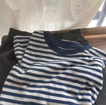 Женская полосатая футболка из бамбука и хлопка в стиле матрос: Белый, состаренный, свободный крой, круглый вырез, короткие рукава, свежий и универсальный. Small