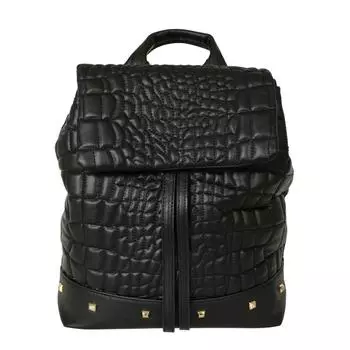 Женская повседневная модель со стильной сумкой