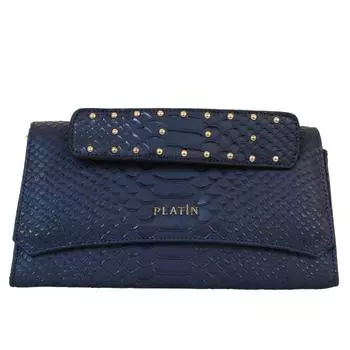 Женская повседневная модель со стильной сумкой